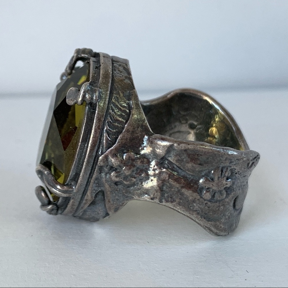 Olivine Swarovski Crystal Ring 925 R1883 - Picture 4 of 8